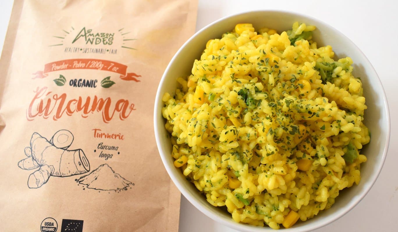 RICE WITH BROCCOLI, CORK AND TURMERIC